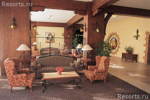 Sandy Beach Hotel 10